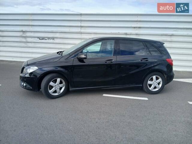 Черный Мерседес Б-класс, объемом двигателя 1.8 л и пробегом 236 тыс. км за 11300 $, фото 1 на Automoto.ua