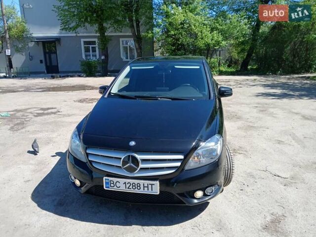 Чорний Мерседес Б-клас, об'ємом двигуна 1.8 л та пробігом 232 тис. км за 11550 $, фото 32 на Automoto.ua