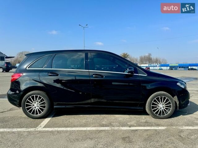 Чорний Мерседес Б-клас, об'ємом двигуна 1.8 л та пробігом 270 тис. км за 11500 $, фото 5 на Automoto.ua