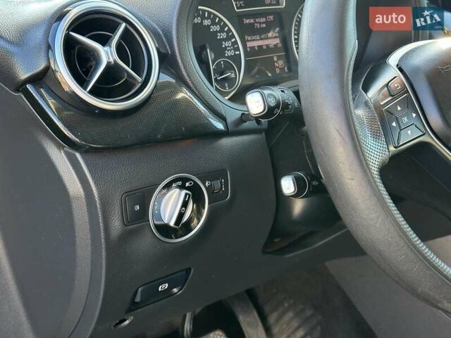 Черный Мерседес Б-класс, объемом двигателя 2 л и пробегом 169 тыс. км за 8590 $, фото 18 на Automoto.ua