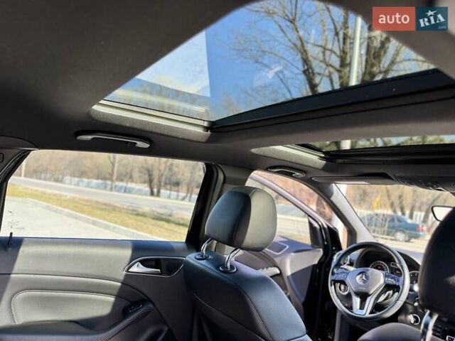 Чорний Мерседес Б-клас, об'ємом двигуна 1.99 л та пробігом 83 тис. км за 11900 $, фото 19 на Automoto.ua