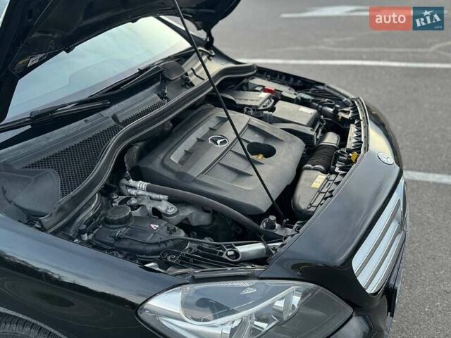 Чорний Мерседес Б-клас, об'ємом двигуна 1.5 л та пробігом 330 тис. км за 9700 $, фото 15 на Automoto.ua