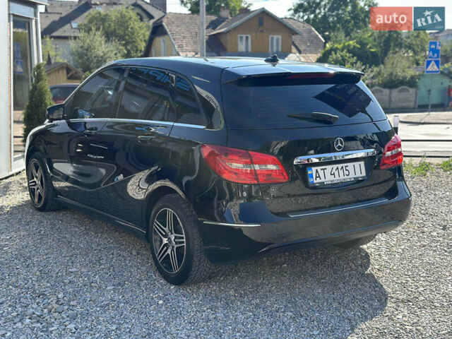 Черный Мерседес Б-класс, объемом двигателя 1.46 л и пробегом 214 тыс. км за 10600 $, фото 7 на Automoto.ua