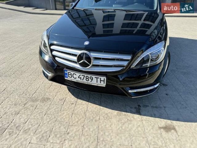 Чорний Мерседес Б-клас, об'ємом двигуна 1.99 л та пробігом 83 тис. км за 11900 $, фото 10 на Automoto.ua
