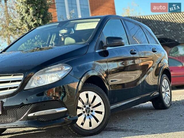 Черный Мерседес Б-класс, объемом двигателя 2 л и пробегом 169 тыс. км за 8590 $, фото 3 на Automoto.ua