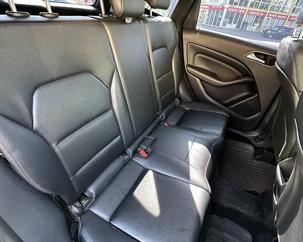 Черный Мерседес Б-класс, объемом двигателя 1.46 л и пробегом 214 тыс. км за 10600 $, фото 14 на Automoto.ua