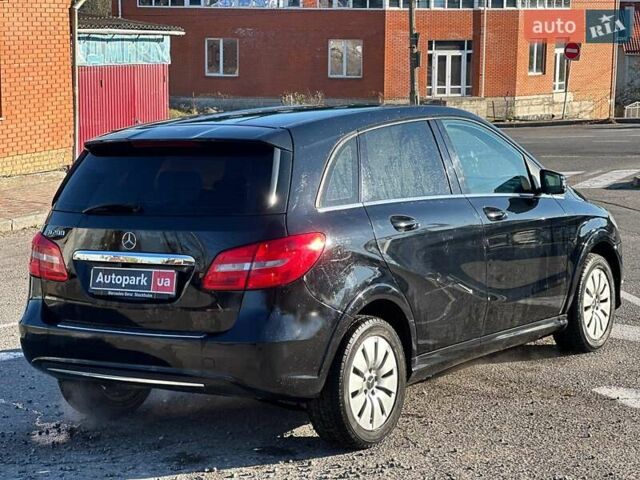 Черный Мерседес Б-класс, объемом двигателя 2 л и пробегом 169 тыс. км за 8590 $, фото 7 на Automoto.ua