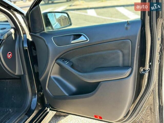 Черный Мерседес Б-класс, объемом двигателя 2 л и пробегом 169 тыс. км за 8590 $, фото 25 на Automoto.ua