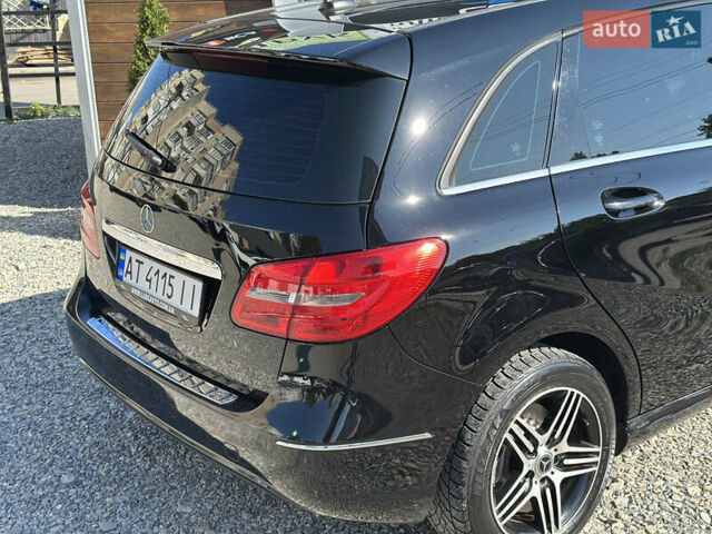 Черный Мерседес Б-класс, объемом двигателя 1.46 л и пробегом 214 тыс. км за 10600 $, фото 9 на Automoto.ua