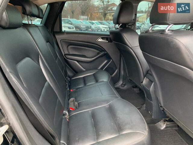 Чорний Мерседес Б-клас, об'ємом двигуна 2 л та пробігом 385 тис. км за 9790 $, фото 21 на Automoto.ua