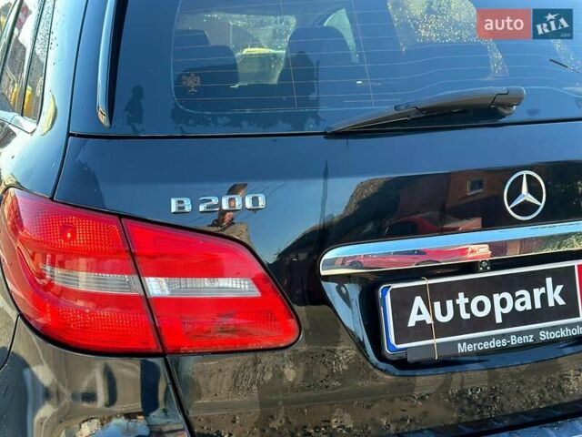 Черный Мерседес Б-класс, объемом двигателя 2 л и пробегом 169 тыс. км за 8590 $, фото 11 на Automoto.ua