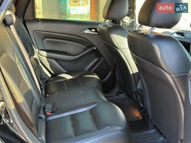 Черный Мерседес Б-класс, объемом двигателя 2 л и пробегом 169 тыс. км за 8590 $, фото 23 на Automoto.ua