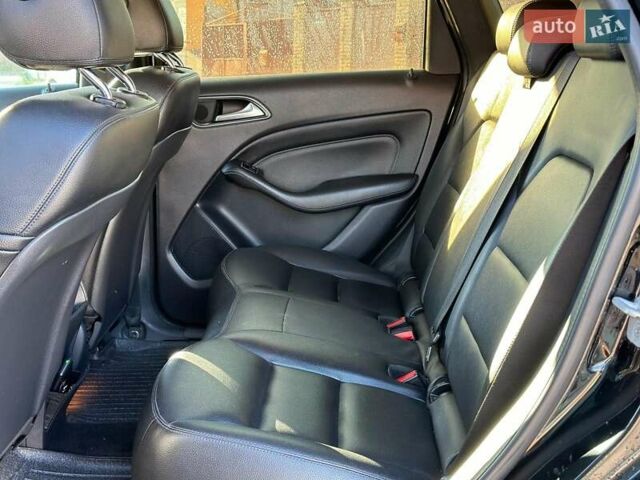 Черный Мерседес Б-класс, объемом двигателя 2 л и пробегом 169 тыс. км за 8590 $, фото 12 на Automoto.ua
