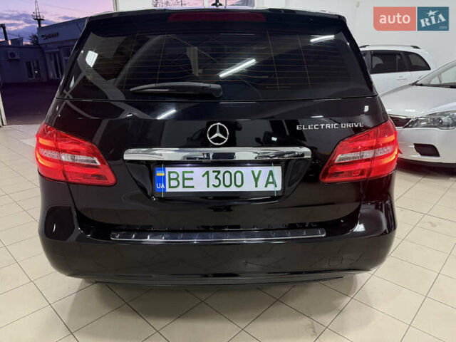 Чорний Мерседес Б-клас, об'ємом двигуна 0 л та пробігом 93 тис. км за 9790 $, фото 1 на Automoto.ua