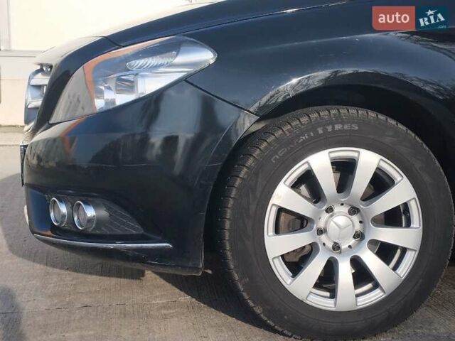 Черный Мерседес Б-класс, объемом двигателя 1.46 л и пробегом 330 тыс. км за 10290 $, фото 3 на Automoto.ua