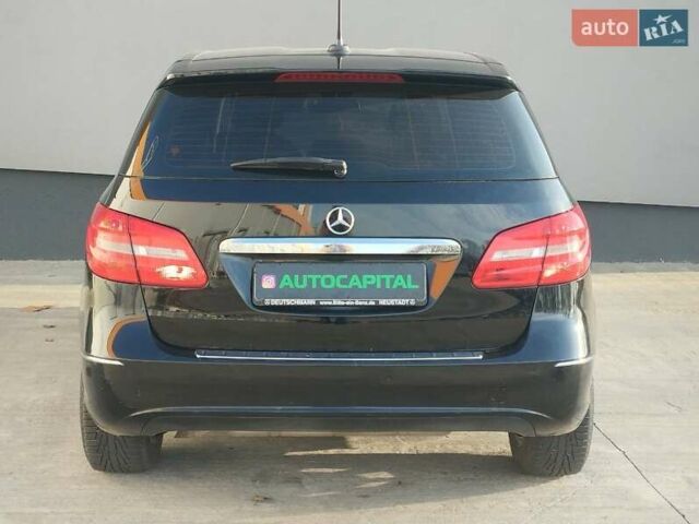 Черный Мерседес Б-класс, объемом двигателя 1.46 л и пробегом 330 тыс. км за 10290 $, фото 5 на Automoto.ua