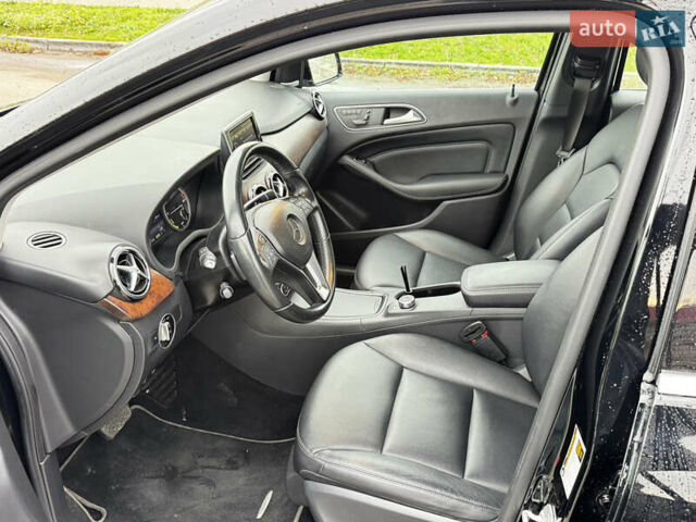 Черный Мерседес Б-класс, объемом двигателя 0 л и пробегом 95 тыс. км за 9700 $, фото 14 на Automoto.ua