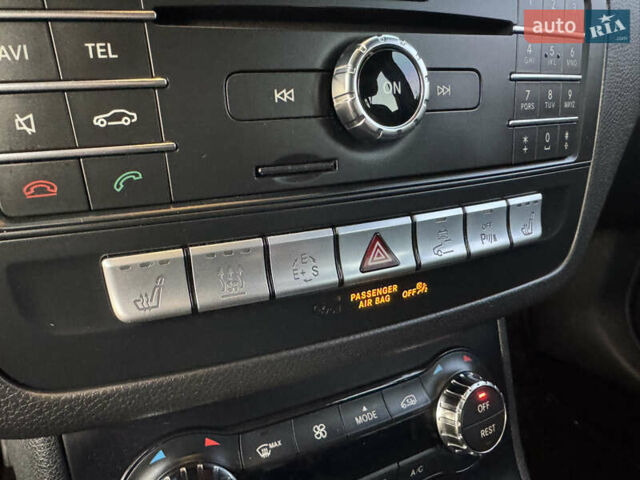 Черный Мерседес Б-класс, объемом двигателя 0 л и пробегом 88 тыс. км за 8750 $, фото 50 на Automoto.ua