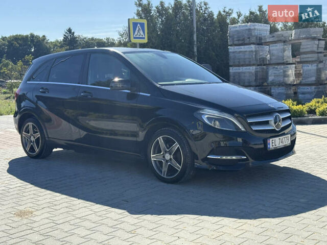 Мерседес Б-клас 2015 у Львові на Automoto.ua Чорний Мерседес Б-клас, об'ємом двигуна 0 л та пробігом 80 тис. км за 9900 $, фото 3 на Automoto.ua