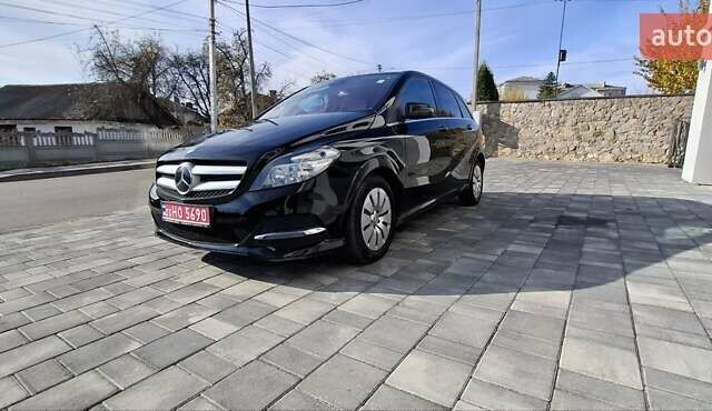 Черный Мерседес Б-класс, объемом двигателя 0 л и пробегом 140 тыс. км за 8799 $, фото 8 на Automoto.ua