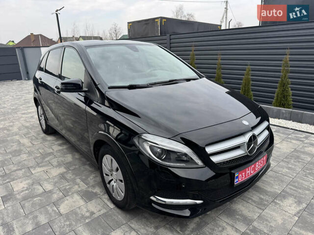 Чорний Мерседес Б-клас, об'ємом двигуна 0 л та пробігом 78 тис. км за 8650 $, фото 2 на Automoto.ua