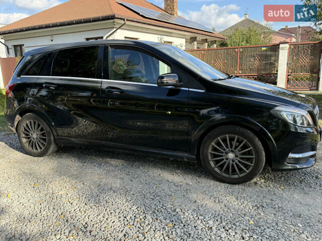 Черный Мерседес Б-класс, объемом двигателя 0 л и пробегом 120 тыс. км за 9499 $, фото 13 на Automoto.ua