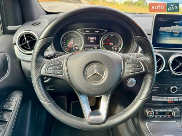 Мерседес Б-класс 2015 в Львове на Automoto.ua Черный Мерседес Б-класс, объемом двигателя 0 л и пробегом 83 тыс. км за 10550 $, фото 23 на Automoto.ua