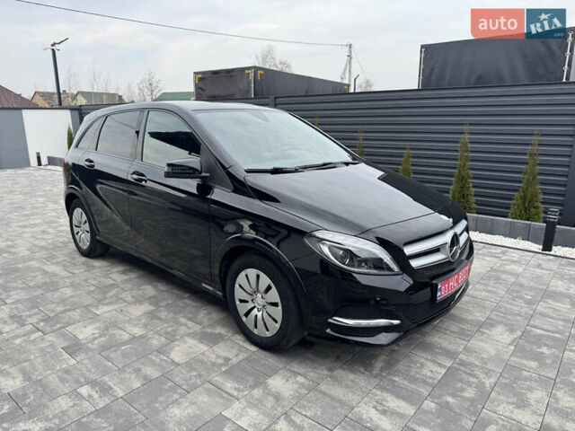 Чорний Мерседес Б-клас, об'ємом двигуна 0 л та пробігом 78 тис. км за 8650 $, фото 1 на Automoto.ua