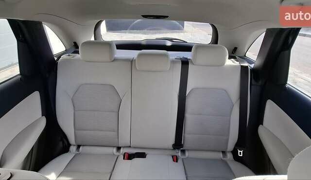 Черный Мерседес Б-класс, объемом двигателя 0 л и пробегом 140 тыс. км за 8799 $, фото 13 на Automoto.ua