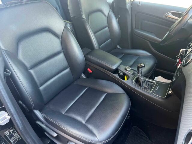 Черный Мерседес Б-класс, объемом двигателя 2 л и пробегом 70 тыс. км за 10200 $, фото 8 на Automoto.ua