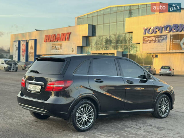 Черный Мерседес Б-класс, объемом двигателя 0 л и пробегом 88 тыс. км за 8750 $, фото 11 на Automoto.ua