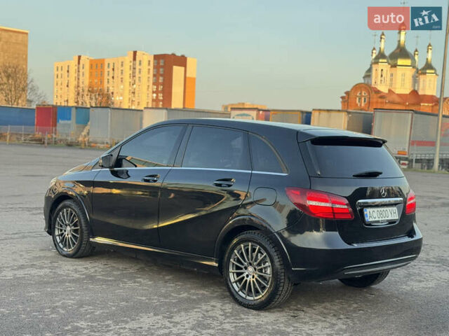 Черный Мерседес Б-класс, объемом двигателя 0 л и пробегом 88 тыс. км за 8750 $, фото 7 на Automoto.ua