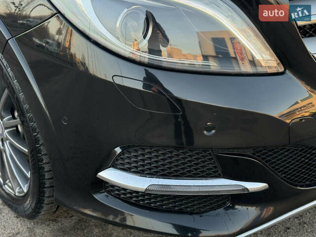 Черный Мерседес Б-класс, объемом двигателя 0 л и пробегом 88 тыс. км за 8750 $, фото 19 на Automoto.ua