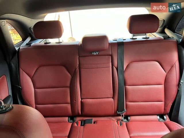 Чорний Мерседес Б-клас, об'ємом двигуна 0 л та пробігом 193 тис. км за 10500 $, фото 3 на Automoto.ua