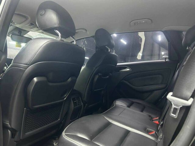 Черный Мерседес Б-класс, объемом двигателя 0 л и пробегом 116 тыс. км за 10300 $, фото 22 на Automoto.ua