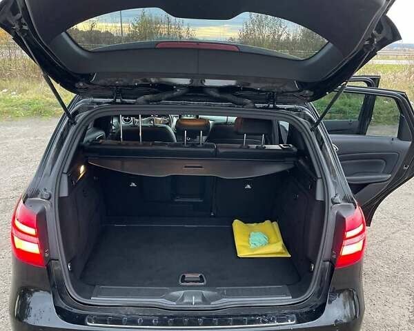 Черный Мерседес Б-класс, объемом двигателя 0 л и пробегом 109 тыс. км за 9900 $, фото 19 на Automoto.ua