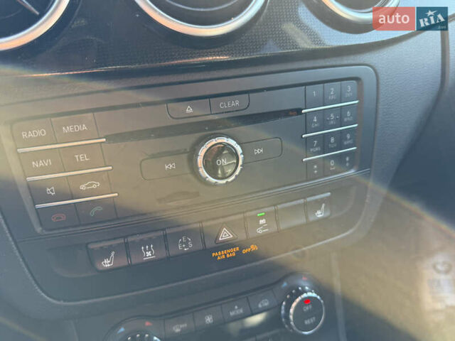 Черный Мерседес Б-класс, объемом двигателя 0 л и пробегом 120 тыс. км за 9499 $, фото 30 на Automoto.ua