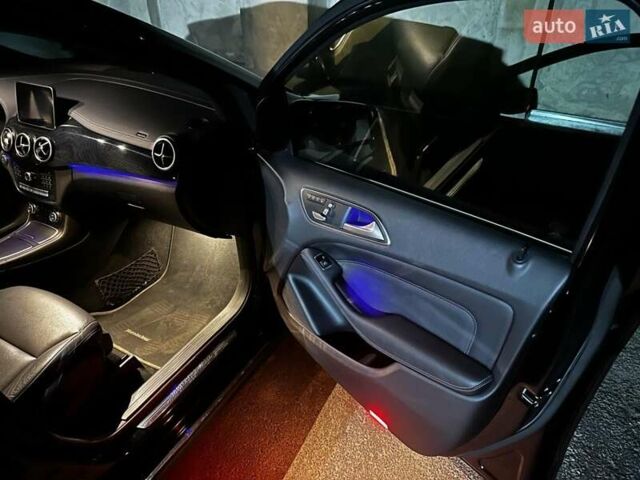 Чорний Мерседес Б-клас, об'ємом двигуна 0 л та пробігом 130 тис. км за 11000 $, фото 22 на Automoto.ua