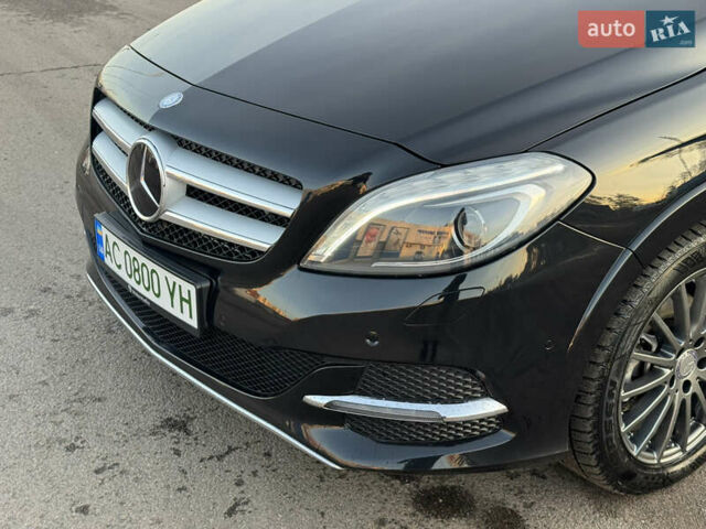 Черный Мерседес Б-класс, объемом двигателя 0 л и пробегом 88 тыс. км за 8750 $, фото 22 на Automoto.ua