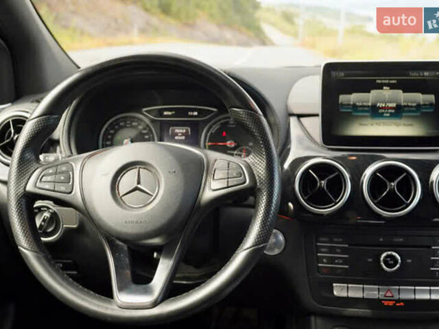 Мерседес Б-класс 2015 в Львове на Automoto.ua Черный Мерседес Б-класс, объемом двигателя 0 л и пробегом 83 тыс. км за 10550 $, фото 27 на Automoto.ua