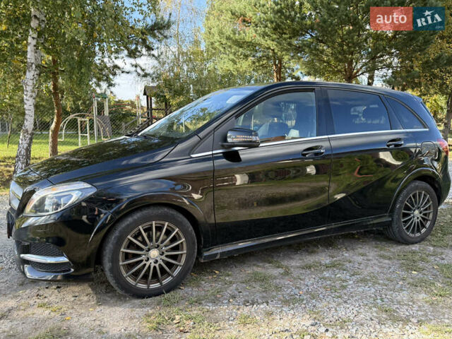 Черный Мерседес Б-класс, объемом двигателя 0 л и пробегом 120 тыс. км за 9499 $, фото 8 на Automoto.ua