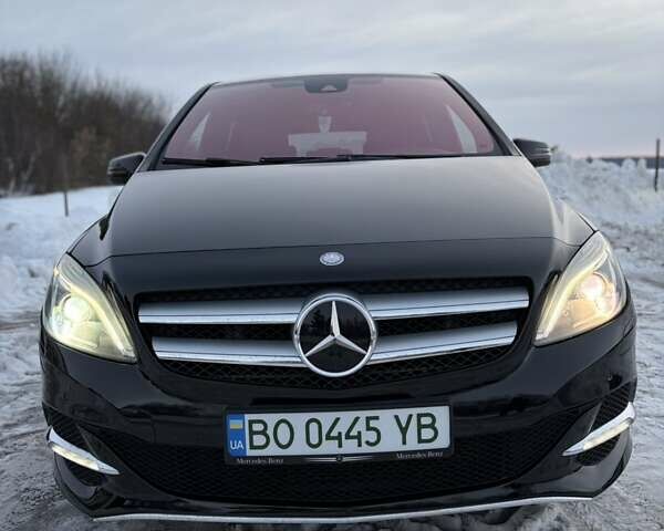 Черный Мерседес Б-класс, объемом двигателя 0 л и пробегом 141 тыс. км за 9300 $, фото 15 на Automoto.ua
