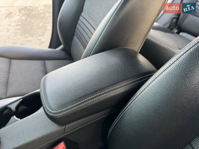 Черный Мерседес Б-класс, объемом двигателя 0 л и пробегом 88 тыс. км за 8750 $, фото 36 на Automoto.ua