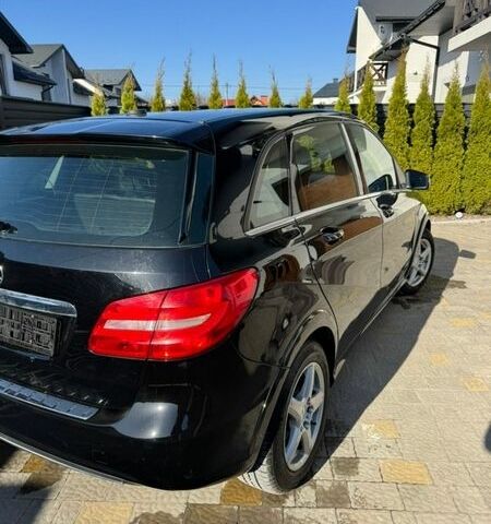 Чорний Мерседес Б-клас, об'ємом двигуна 1.99 л та пробігом 240 тис. км за 8700 $, фото 16 на Automoto.ua