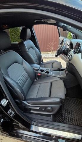 Черный Мерседес Б-класс, объемом двигателя 0 л и пробегом 81 тыс. км за 10900 $, фото 16 на Automoto.ua