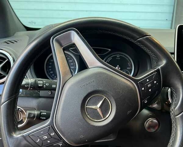 Чорний Мерседес Б-клас, об'ємом двигуна 0 л та пробігом 193 тис. км за 10500 $, фото 12 на Automoto.ua