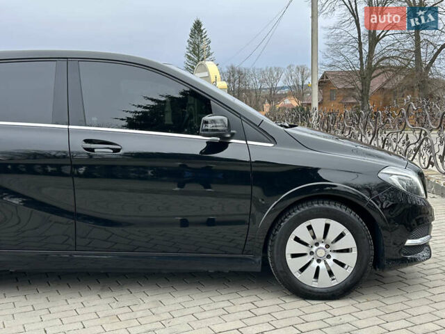 Черный Мерседес Б-класс, объемом двигателя 0 л и пробегом 73 тыс. км за 10550 $, фото 37 на Automoto.ua