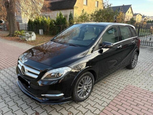 Черный Мерседес Б-класс, объемом двигателя 0 л и пробегом 132 тыс. км за 7500 $, фото 2 на Automoto.ua