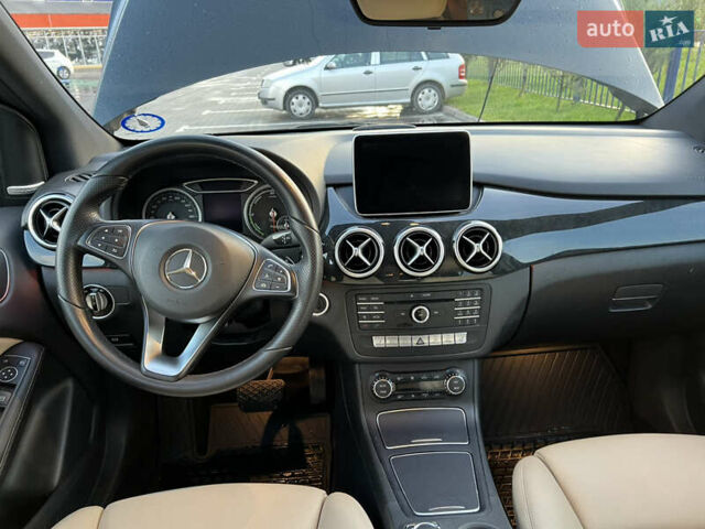 Мерседес Б-класс 2016 в Львове на Automoto.ua Черный Мерседес Б-класс, объемом двигателя 0 л и пробегом 76 тыс. км за 10800 $, фото 14 на Automoto.ua