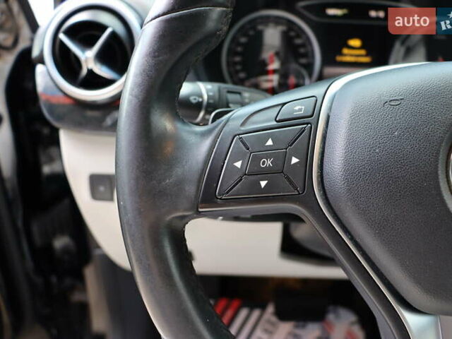 Мерседес Б-класс 2016 в Львове на Automoto.ua Черный Мерседес Б-класс, объемом двигателя 0 л и пробегом 133 тыс. км за 10900 $, фото 22 на Automoto.ua